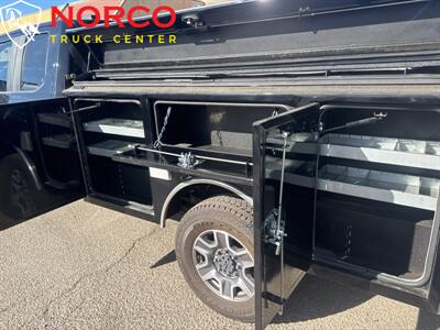 2022 Ford F-350 Super Duty XLT Crew Cab 8' Utility Bed   - Photo 9 - Norco, CA 92860