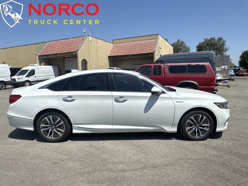 2020 Honda Accord Hybrid Touring  