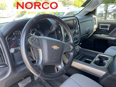 2020 Chevrolet Topkick C5500 Crew Cab Flat Bed Diesel RWD LT   - Photo 13 - Norco, CA 92860