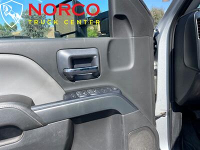 2020 Chevrolet Topkick C5500 Crew Cab Flat Bed Diesel RWD LT   - Photo 12 - Norco, CA 92860