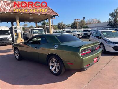 2022 Dodge Challenger SXT   - Photo 5 - Norco, CA 92860