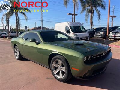 2022 Dodge Challenger SXT   - Photo 2 - Norco, CA 92860