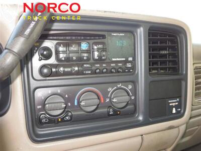 2001 Chevrolet Silverado 3500  Regular Cab Enclosed Utility Diesel 4x4 - Photo 16 - Norco, CA 92860