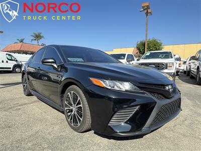 2020 Toyota Camry SE   - Photo 2 - Norco, CA 92860