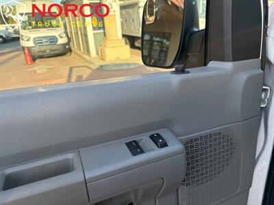 2011 Ford E-350 SD XLT 10 Passenger   - Photo 18 - Norco, CA 92860