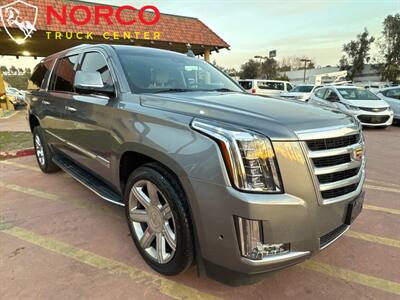 2019 Cadillac Escalade ESV Luxury   - Photo 2 - Norco, CA 92860