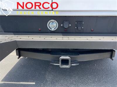 2013 Ford F-350 Super Duty XL  Regular Cab Utility Body - Photo 12 - Norco, CA 92860