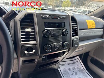 2019 Ford F-550 Super Duty Stake Bed w/ Liftgate - Photo 16 - Norco, CA 92860