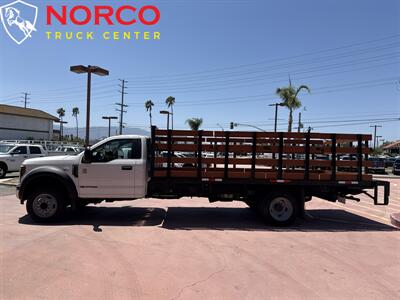 2019 Ford F-550 Super Duty Stake Bed w/ Liftgate - Photo 5 - Norco, CA 92860