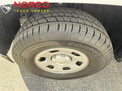 2017 Chevrolet Colorado Work Truck Extended Cab 6ft Bed w/ Ladder Rack   - Photo 11 - Norco, CA 92860