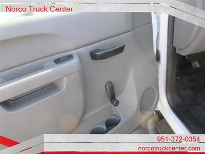 2012 Chevrolet Silverado 3500 Work Truck  4X4 - Photo 19 - Norco, CA 92860