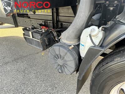 2016 Chevrolet 4500 16' Dump   - Photo 17 - Norco, CA 92860