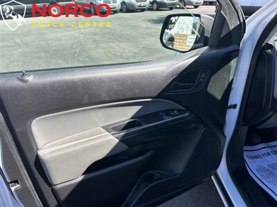 2018 Chevrolet Colorado Work Truck Extended Cab Long Bed   - Photo 10 - Norco, CA 92860