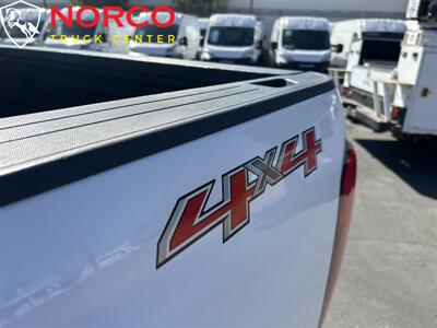 2018 Chevrolet Colorado Work Truck Extended Cab Long Bed   - Photo 9 - Norco, CA 92860