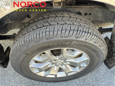 2021 Nissan Frontier SV Crew Cab Short Bed - Photo 6 - Norco, CA 92860