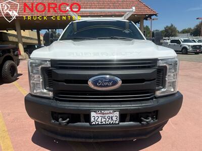 2019 Ford F-250 Super Duty XL Crew Cab 8' Utility w/ Liftgate 4x4   - Photo 3 - Norco, CA 92860