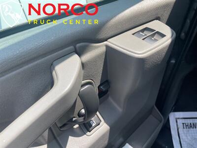 2016 Chevrolet Express LS 3500  11 Passenger Extended Van - Photo 25 - Norco, CA 92860