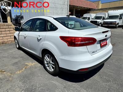 2015 Ford Focus SE   - Photo 6 - Norco, CA 92860
