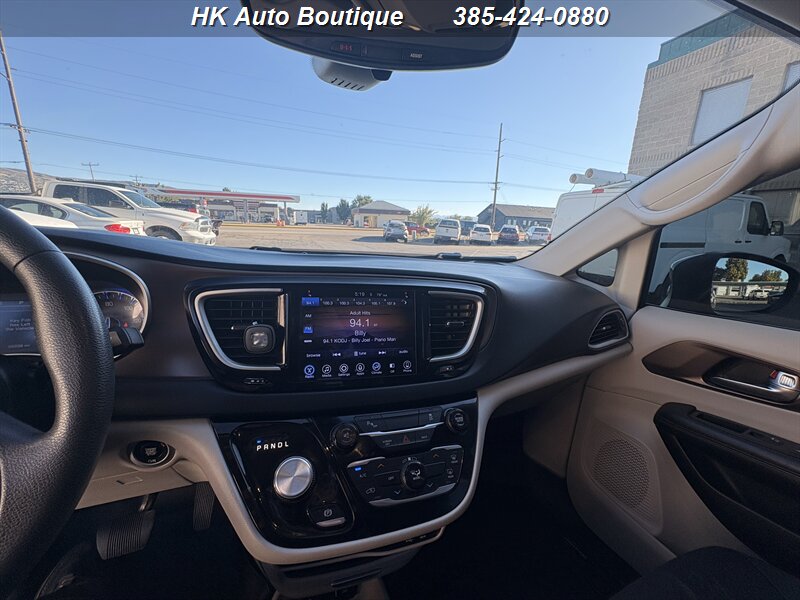 2017 Chrysler Pacifica Touring - Photo 14 - West Bountiful, UT 84087-1313