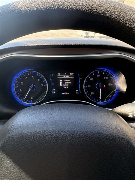 2017 Chrysler Pacifica Touring - Photo 13 - West Bountiful, UT 84087-1313