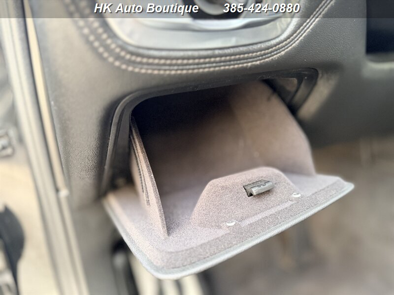 2017 BMW 740i M Sport - Photo 33 - West Bountiful, UT 84087-1313