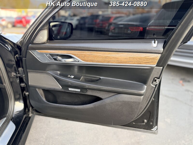 2017 BMW 740i M Sport - Photo 41 - West Bountiful, UT 84087-1313