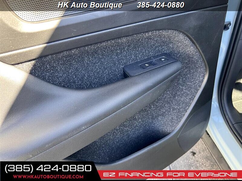 2019 Volvo XC40 T5 Momentum - Photo 24 - West Bountiful, UT 84087-1313