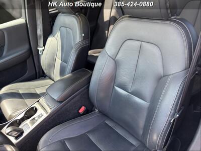 2019 Volvo XC60 T5 Momentum   - Photo 15 - West Bountiful, UT 84087-1313