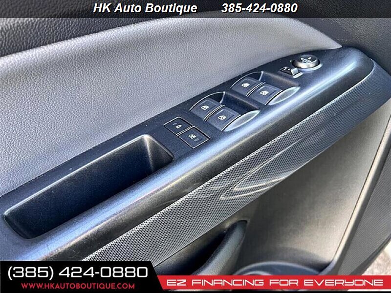 2017 Chevrolet Colorado Z71 - Photo 8 - West Bountiful, UT 84087-1313