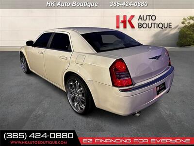 2005 Chrysler 300 Touring   - Photo 3 - West Bountiful, UT 84087-1313