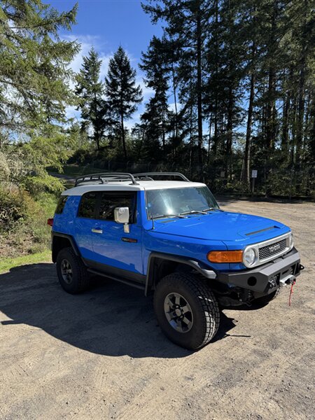 2007 Toyota FJ Cruiser 4dr SUV  
