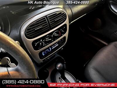 2005 Dodge Neon SXT   - Photo 14 - West Bountiful, UT 84087-1313