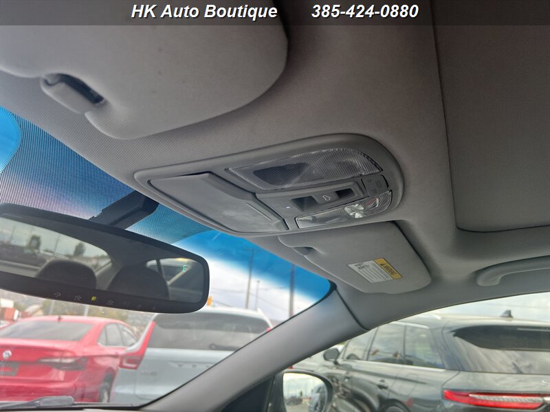 2012 Kia Optima SX Turbo - Photo 18 - West Bountiful, UT 84087-1313