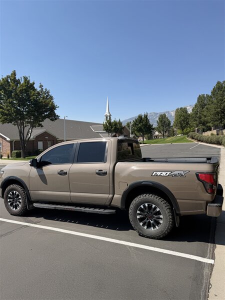 2024 Nissan Titan SV - Photo 5 - West Bountiful, UT 84087-1313
