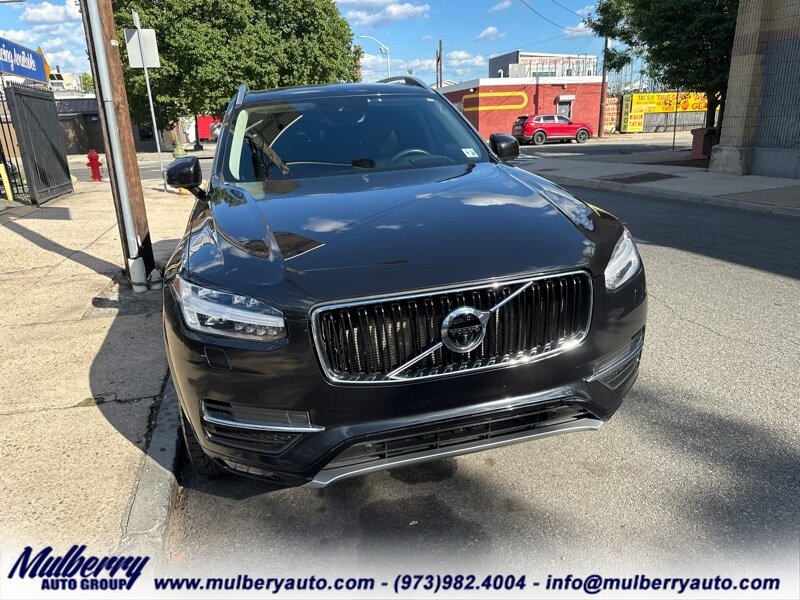 2019 Volvo XC90 T6 Momentum   - Photo 2 - Newark, NJ 07102