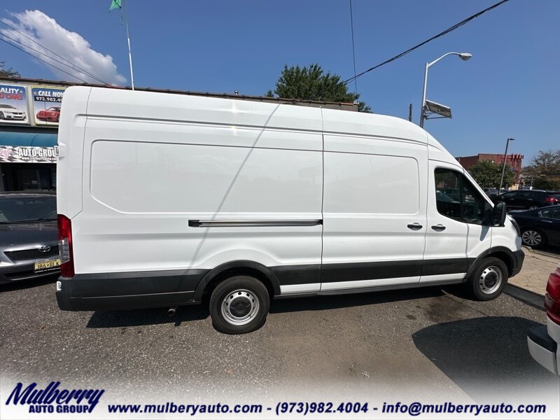 2021 Ford Transit 250   - Photo 31 - Newark, NJ 07102