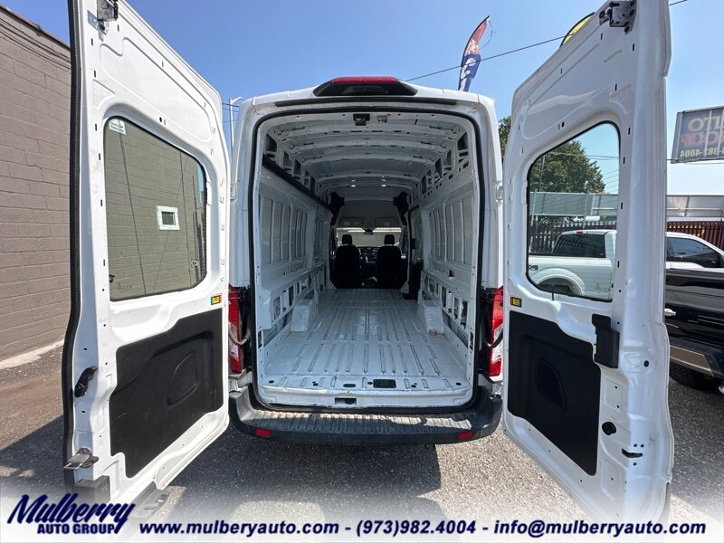 2021 Ford Transit 250   - Photo 27 - Newark, NJ 07102