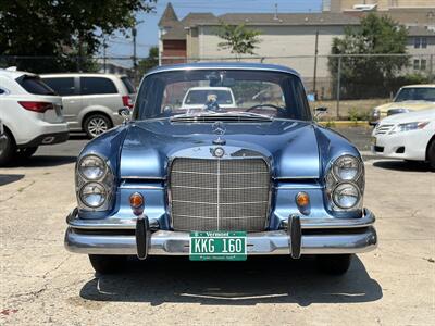 1967 Mercedes-Benz 200-Series  230-S