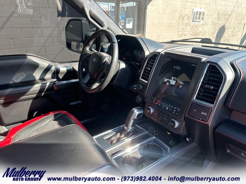 2016 Ford F-150 Lariat   - Photo 24 - Newark, NJ 07102