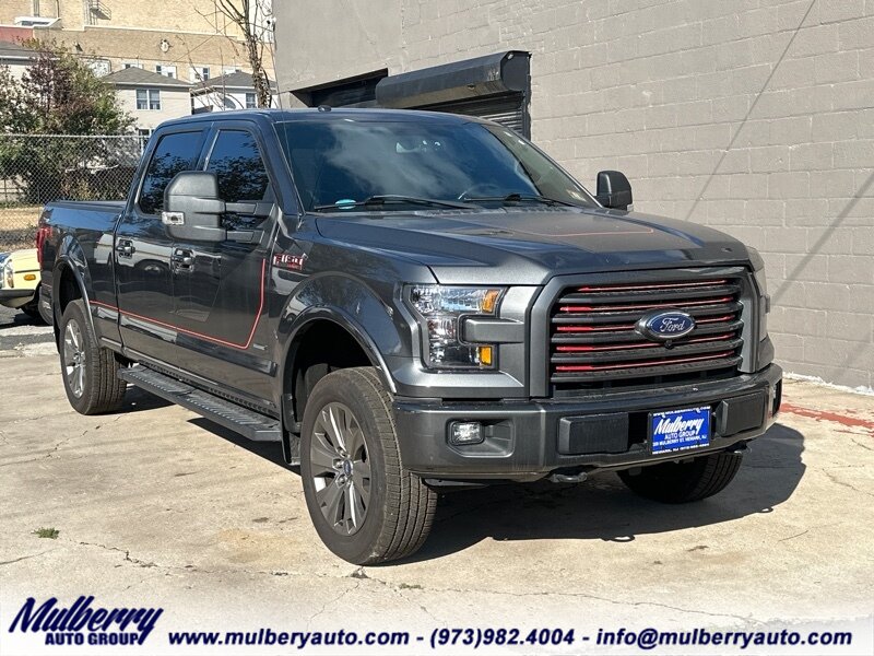 2016 Ford F-150 Lariat   - Photo 1 - Newark, NJ 07102