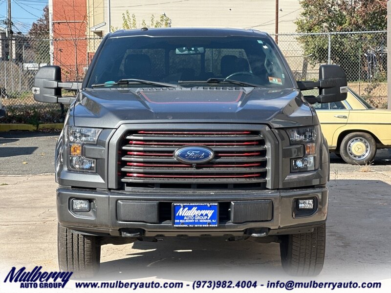 2016 Ford F-150 Lariat   - Photo 2 - Newark, NJ 07102