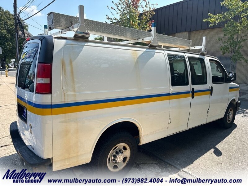 2016 Chevrolet Express 3500  EXTENDED 155'' - Photo 34 - Newark, NJ 07102
