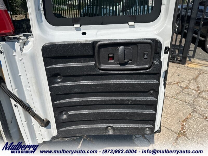 2016 Chevrolet Express 3500  EXTENDED 155'' - Photo 50 - Newark, NJ 07102