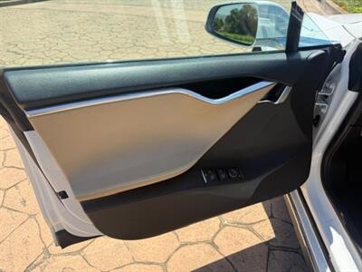 2013 Tesla Model S 60   - Photo 15 - San Jose, CA 95131
