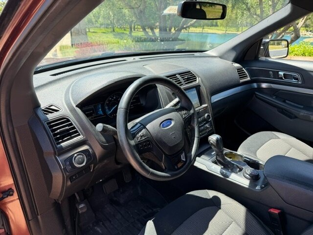 2018 Ford Explorer XLT 4WD - Photo 4 - San Jose, CA 95131