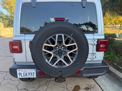 2024 Jeep Wrangler Sahara 4x4   - Photo 10 - San Jose, CA 95131