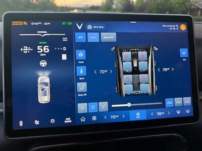 2023 VinFast VF8 Plus City Edition   - Photo 10 - San Jose, CA 95131