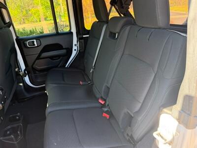 2022 Jeep Wrangler Unlimited Sahara   - Photo 7 - San Jose, CA 95131