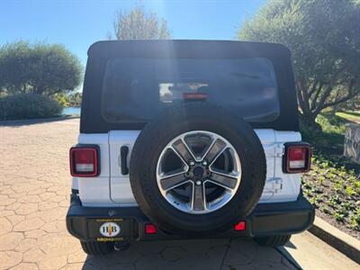 2022 Jeep Wrangler Unlimited Sahara   - Photo 11 - San Jose, CA 95131