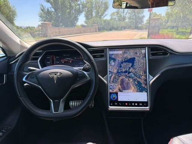2012 Tesla Model S Signature P85 - Photo 5 - San Jose, CA 95131
